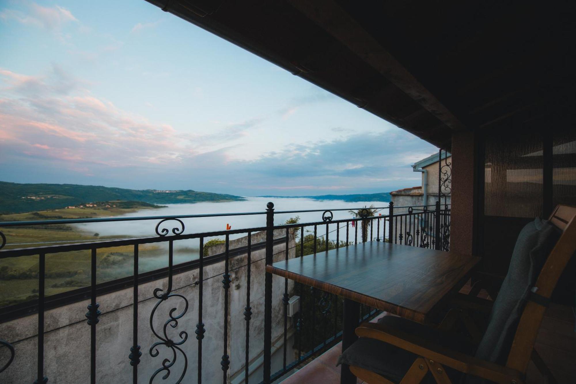 Guesthouse Villa Marija Motovun Eksteriør bilde